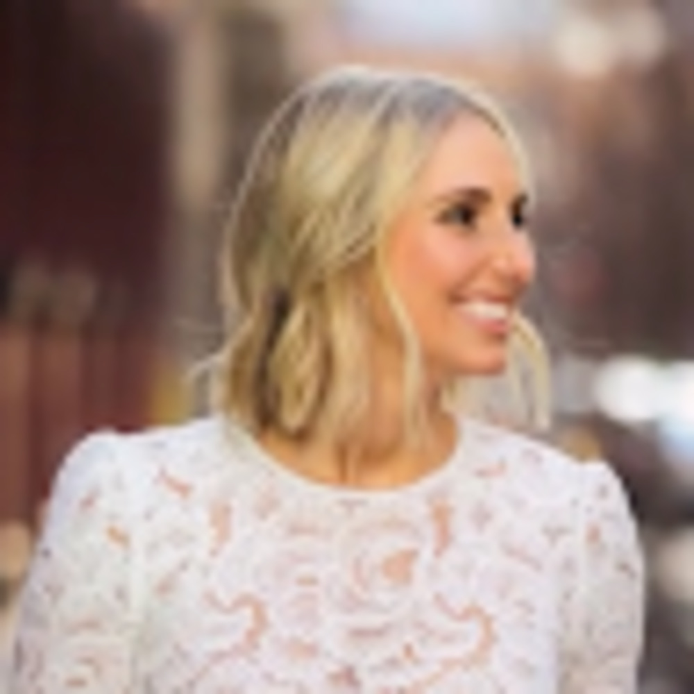 Meet your Posher, Lizzie